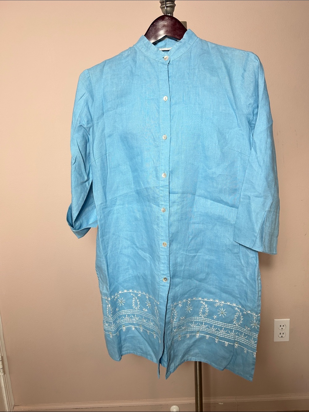 VTG Irish linen blue embroidered pearl button Light Tunic size S Richard Malcolm